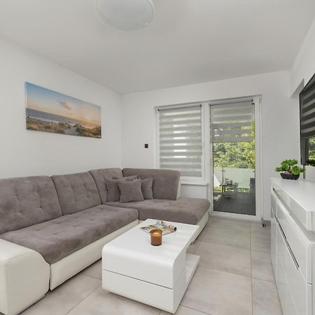 Family Apartments Herberta With Terrace And Parking By Rent Like Home Świnoujście Екстериор снимка