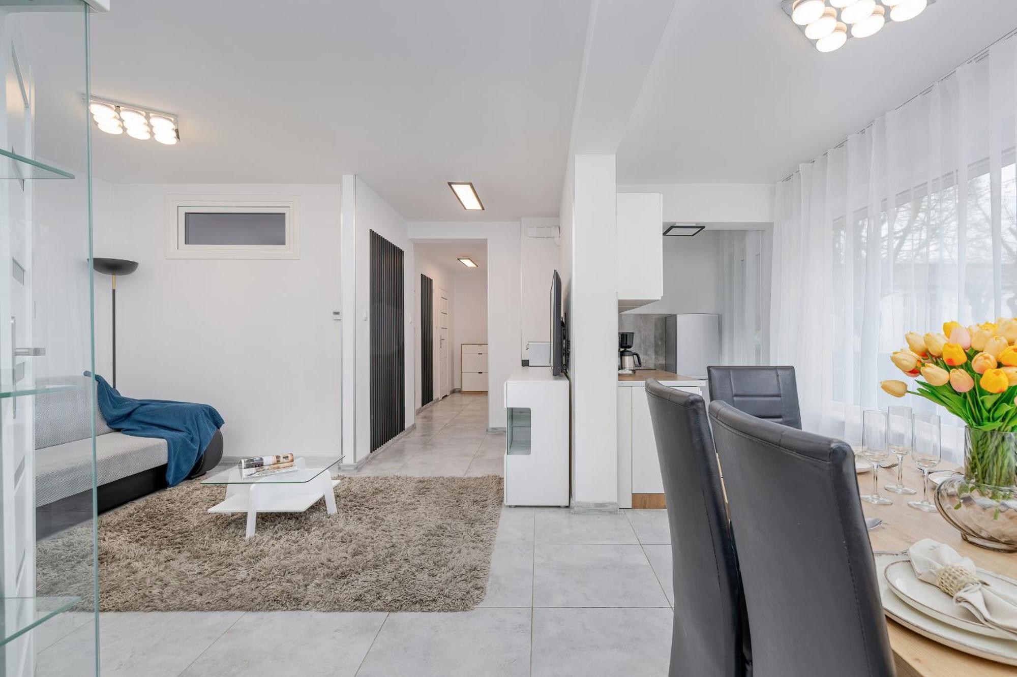 Family Apartments Herberta With Terrace And Parking By Rent Like Home Świnoujście Екстериор снимка