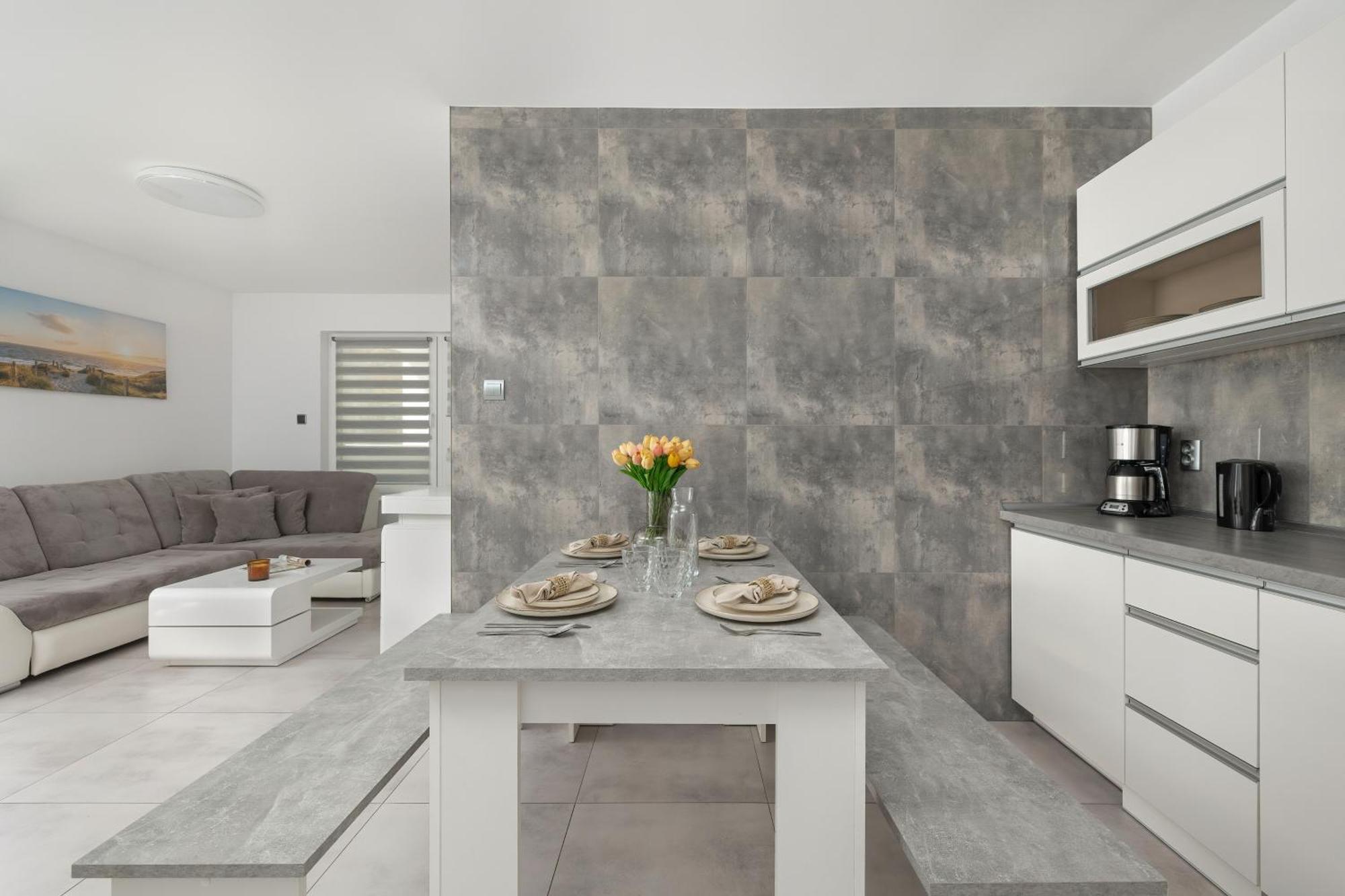 Family Apartments Herberta With Terrace And Parking By Rent Like Home Świnoujście Екстериор снимка